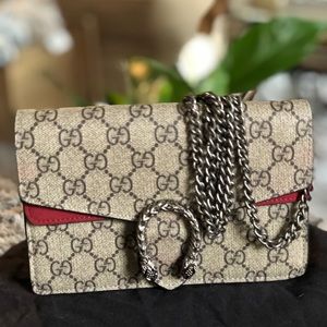 Gucci Dionysus GG Supreme Mini Bag